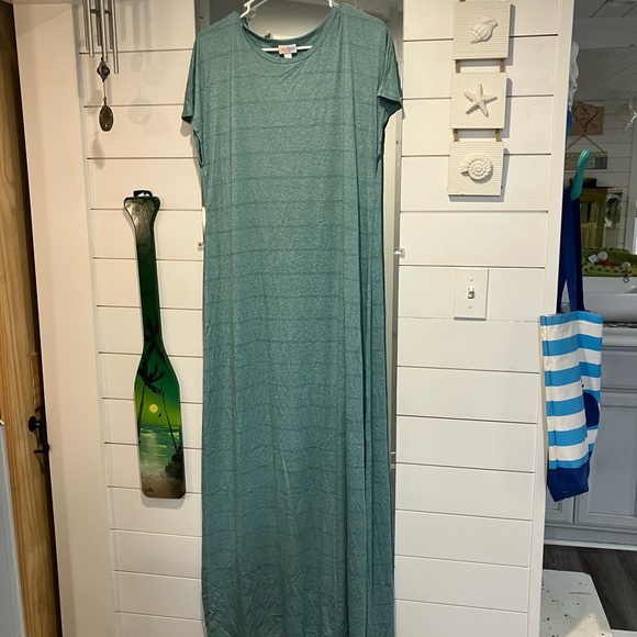 LuLaRoe Dresses & Skirts - Lularue dress large